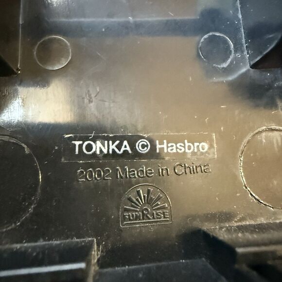 VINTAGE TONKA PICK UP TRUCK - TONKA GO-CART RACING - HASBRO 2002 - Picture 8 of 16